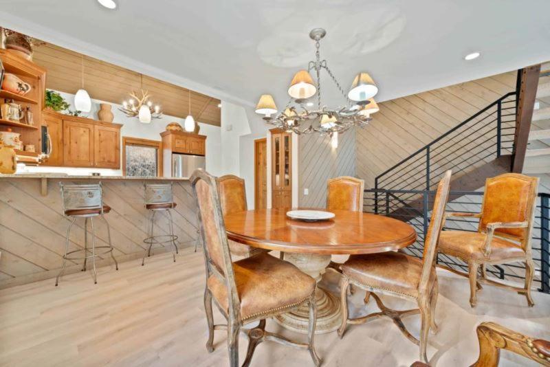 Ridgepoint Townhome 198 By East West Hospitality Beaver Creek Luaran gambar