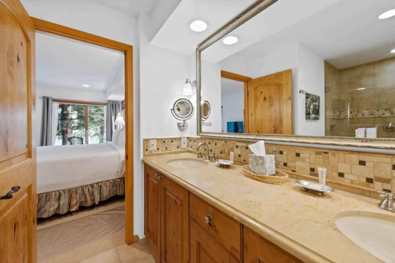 Ridgepoint Townhome 198 By East West Hospitality Beaver Creek Luaran gambar