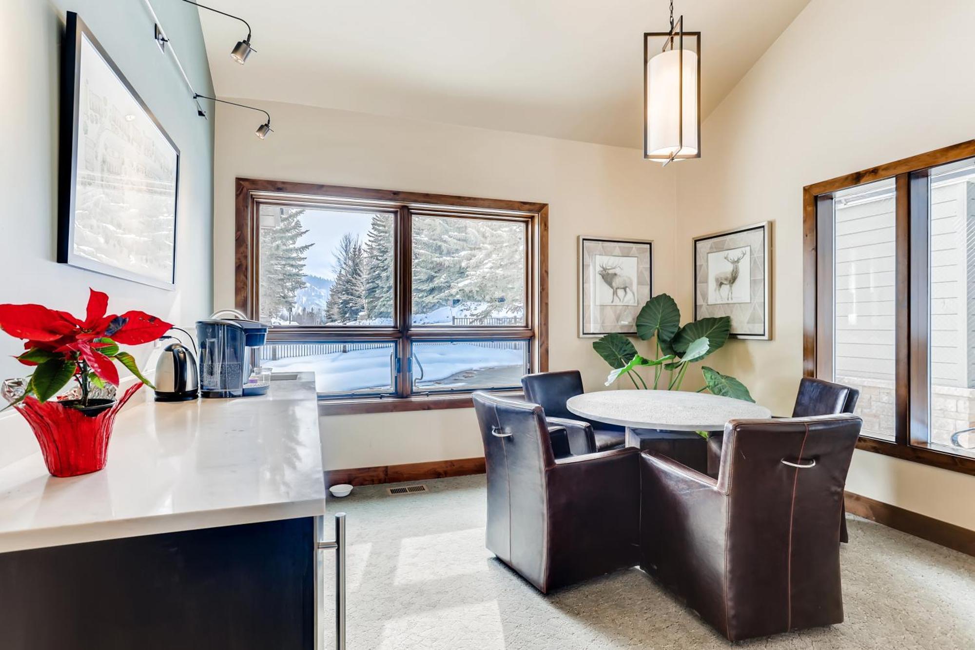 Ridgepoint Townhome 198 By East West Hospitality Beaver Creek Luaran gambar
